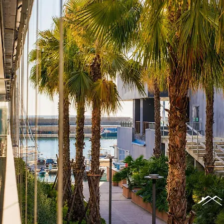Apartment Waterfront- -terrace - Parking - Tilo Genoa