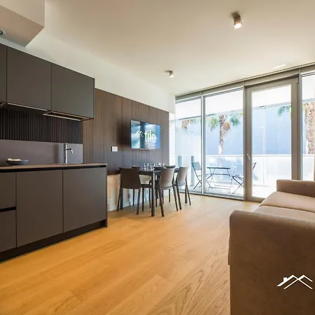 Apartment Waterfront- -terrace - Parking - Tilo