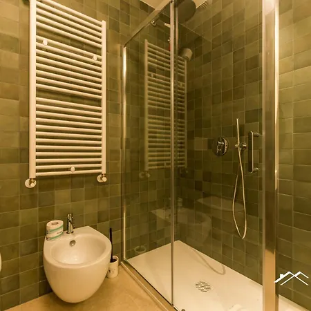 Apartment Waterfront- -terrace - Parking - Tilo Genoa